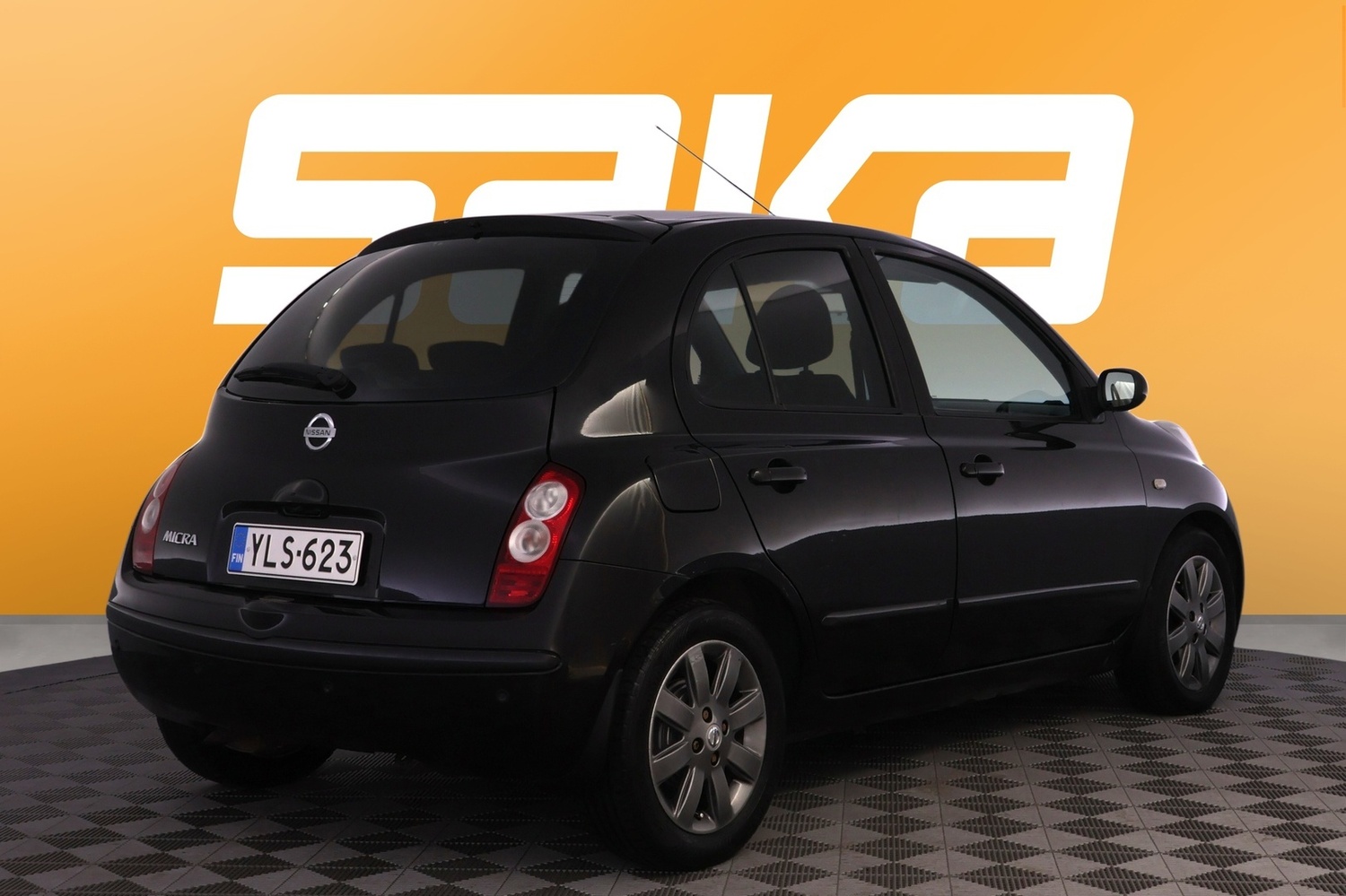 Nissan Micra vaihtoauto