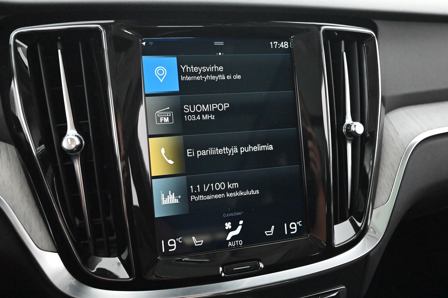 Volvo V60 vaihtoauto