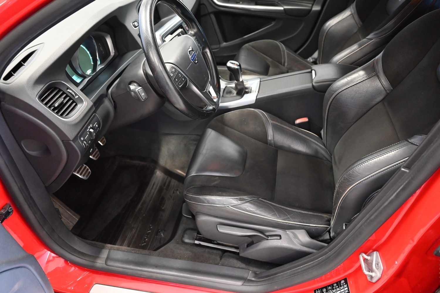 Volvo V60 vaihtoauto