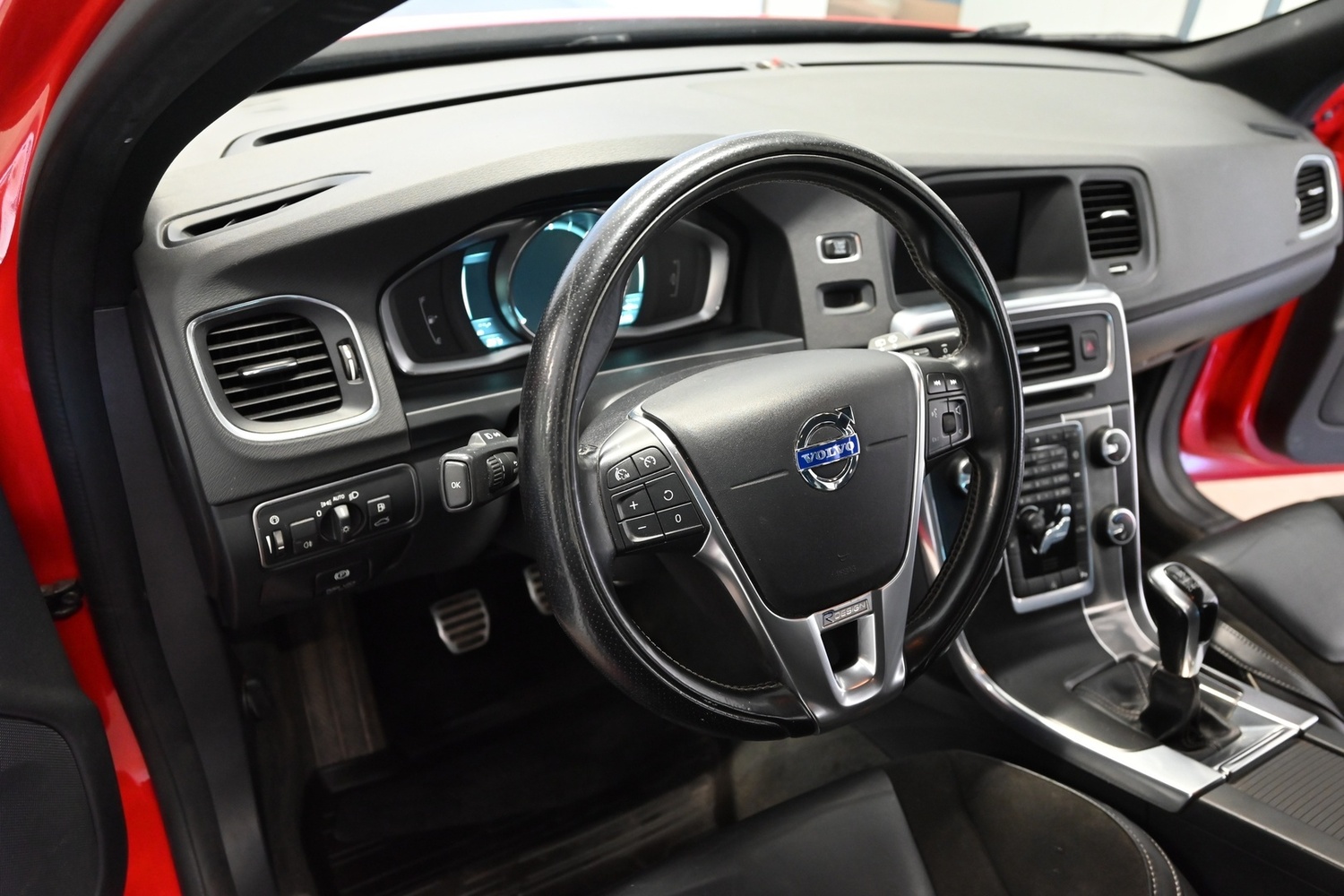 Volvo V60 vaihtoauto