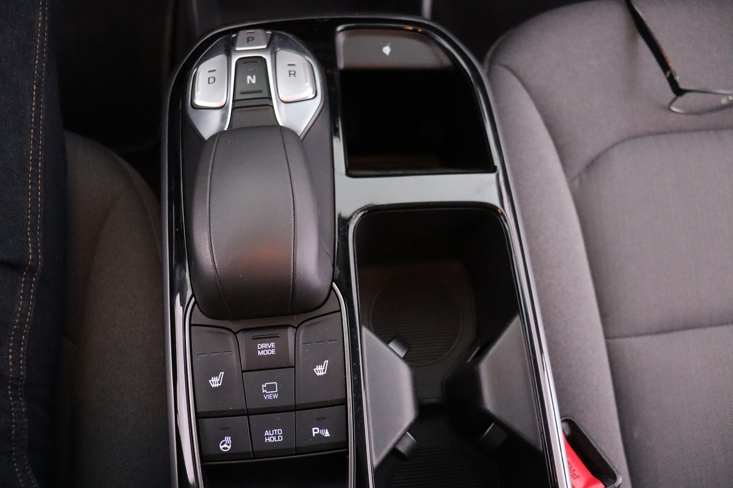 Hyundai IONIQ electric vaihtoauto