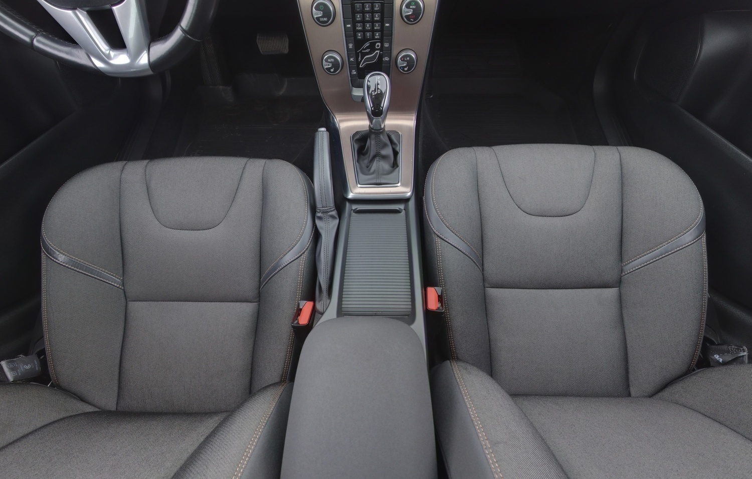 Volvo V40 Cross Country vaihtoauto