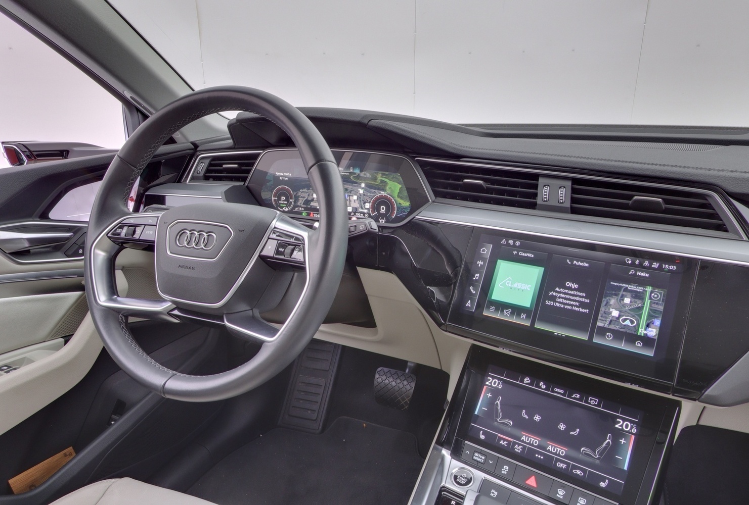 Audi Q8 e-tron vaihtoauto