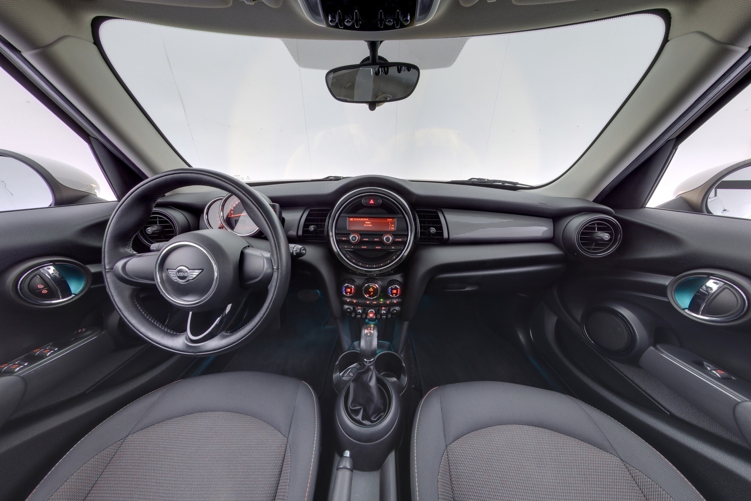 Mini Hatchback vaihtoauto