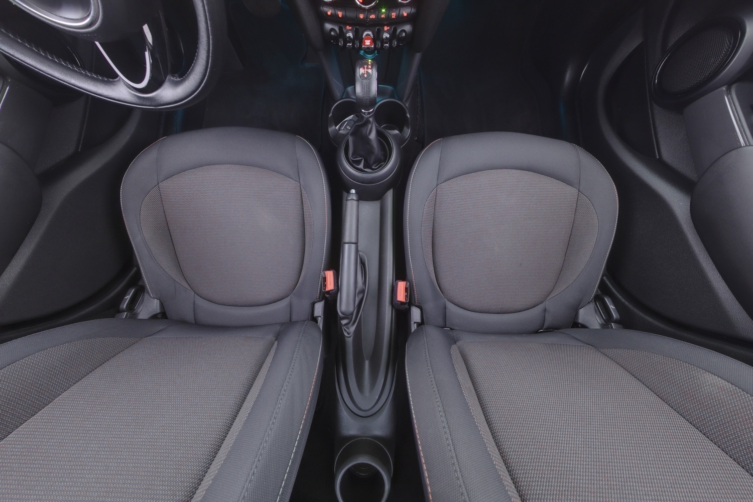 Mini Hatchback vaihtoauto