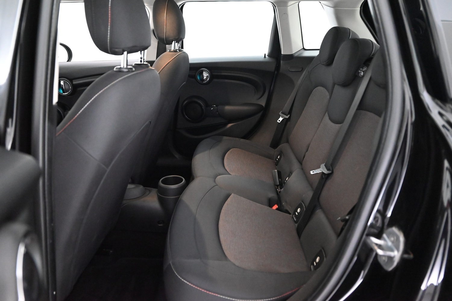 Mini Hatchback vaihtoauto