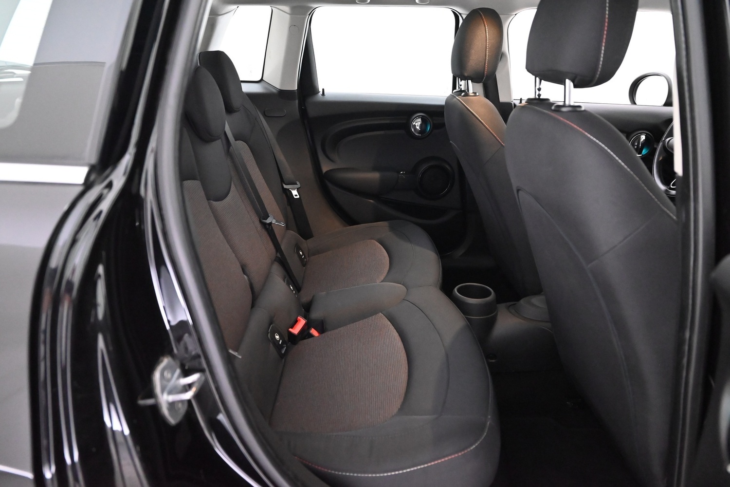 Mini Hatchback vaihtoauto