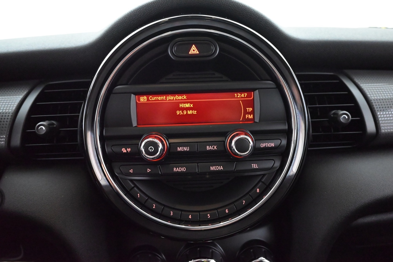 Mini Hatchback vaihtoauto