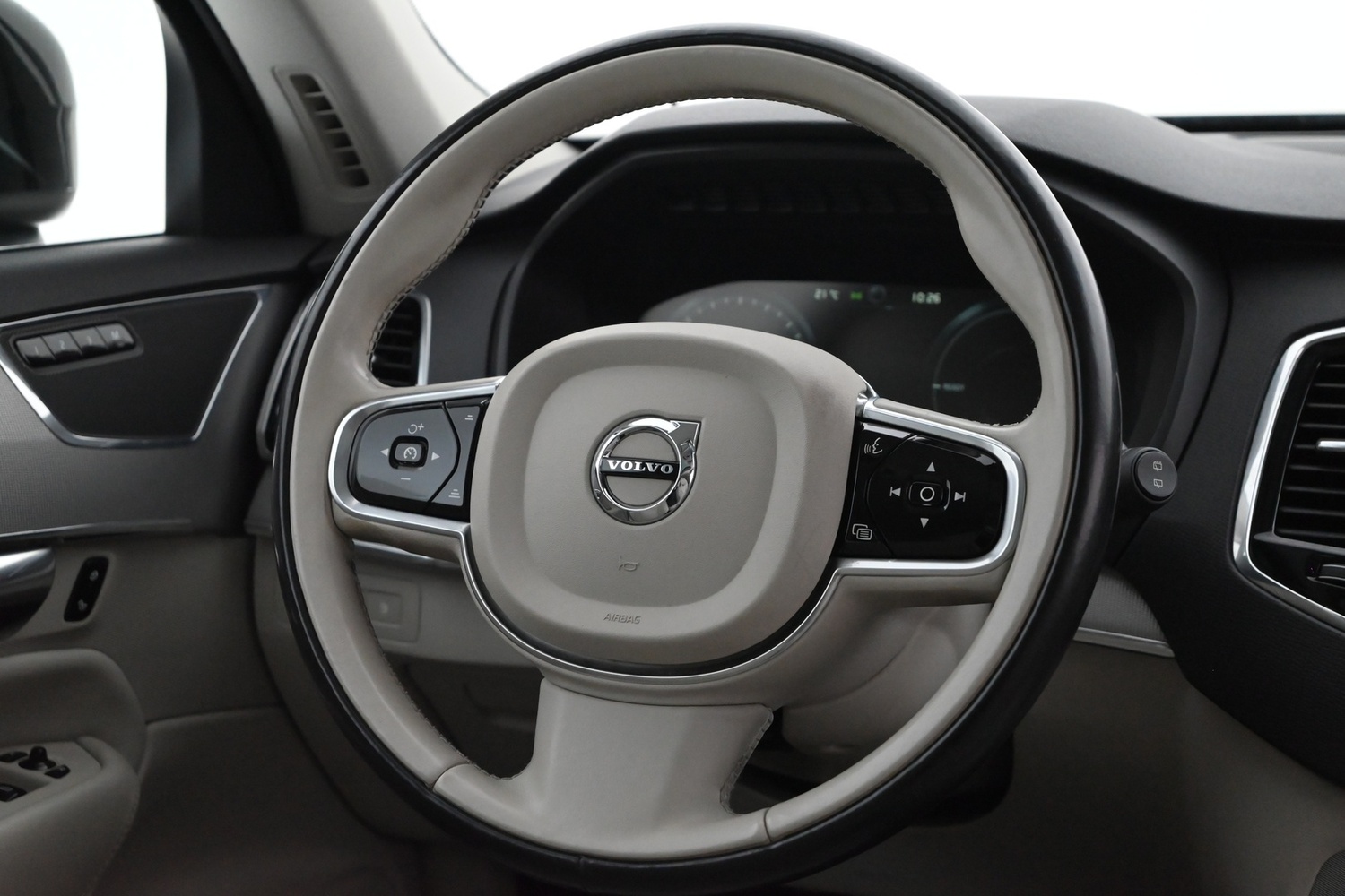 Volvo XC90 vaihtoauto