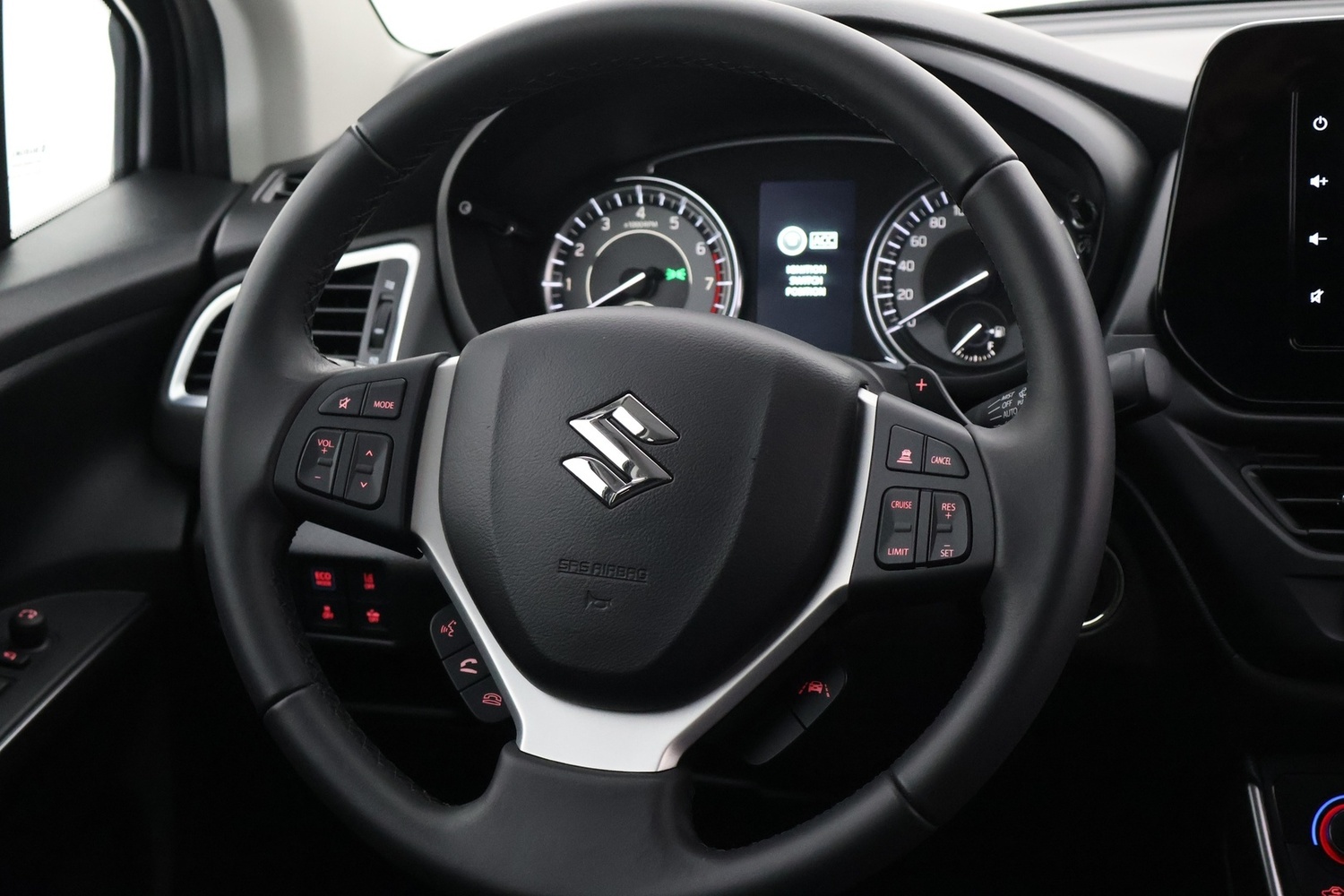 Suzuki S-Cross vaihtoauto