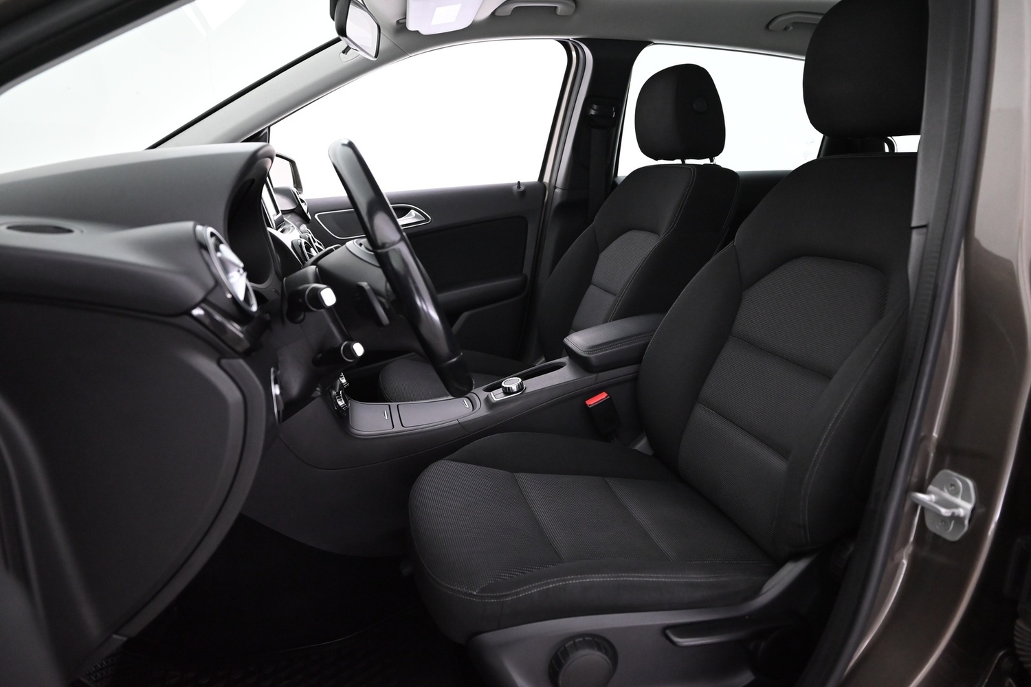 Mercedes-Benz B vaihtoauto