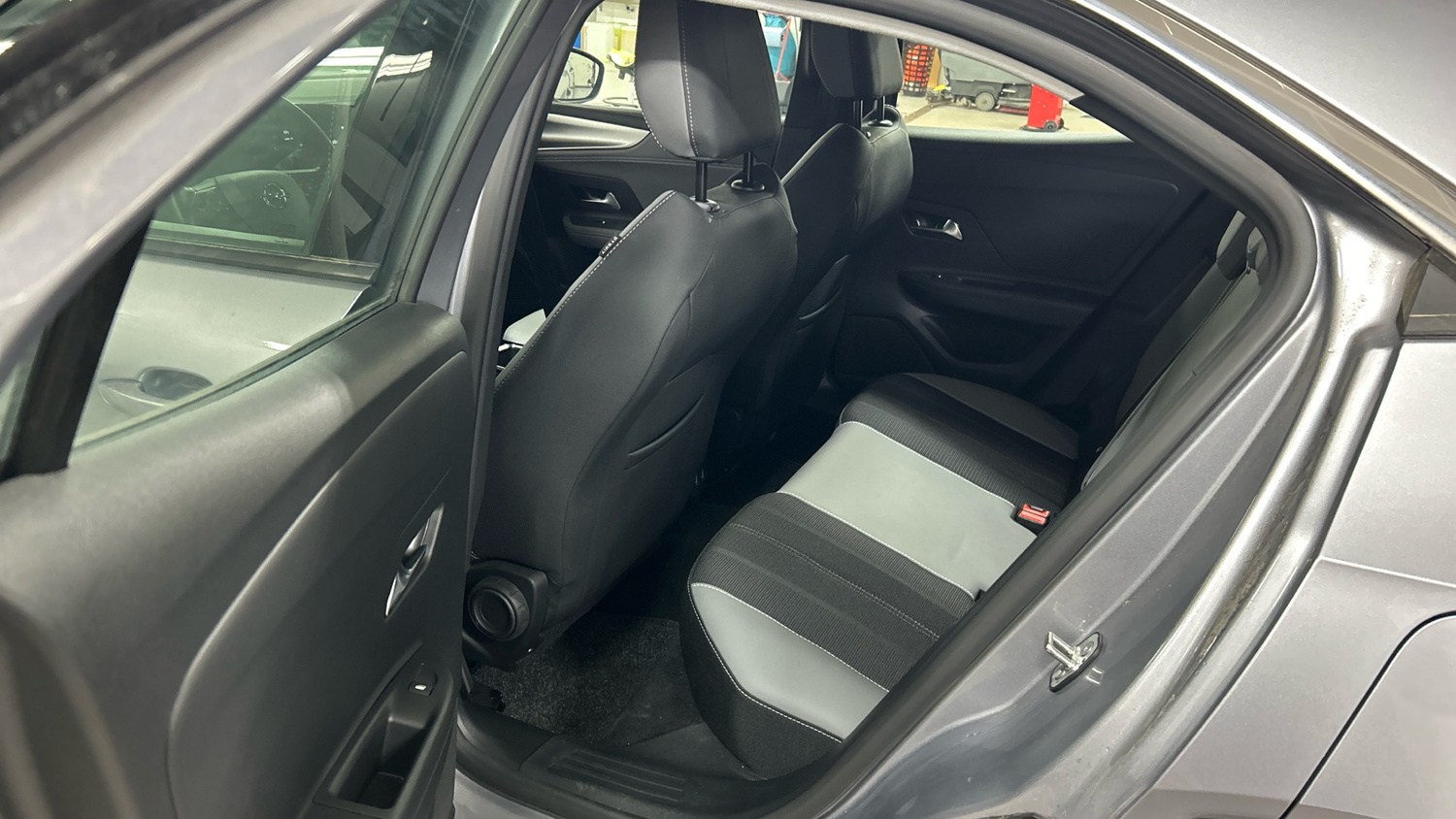 Opel Mokka-e vaihtoauto