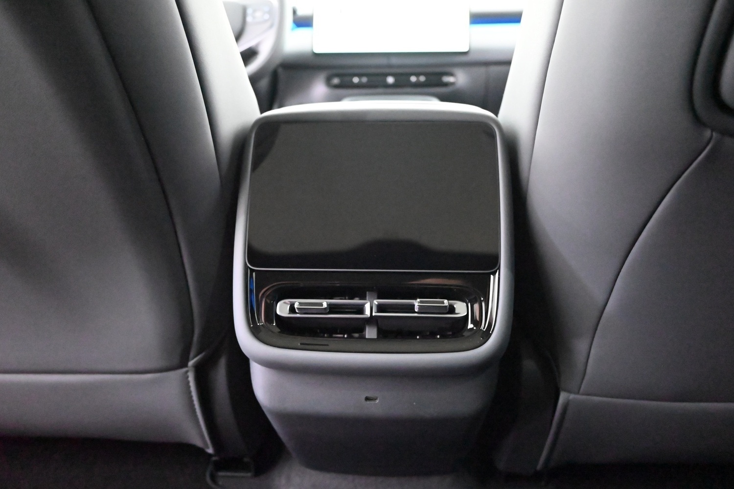 XPENG P7+ vaihtoauto
