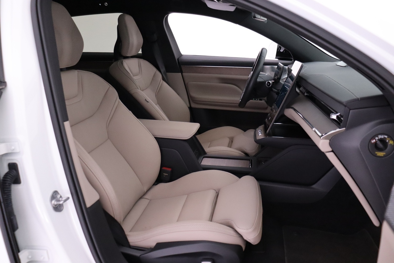 Volvo ES90 vaihtoauto