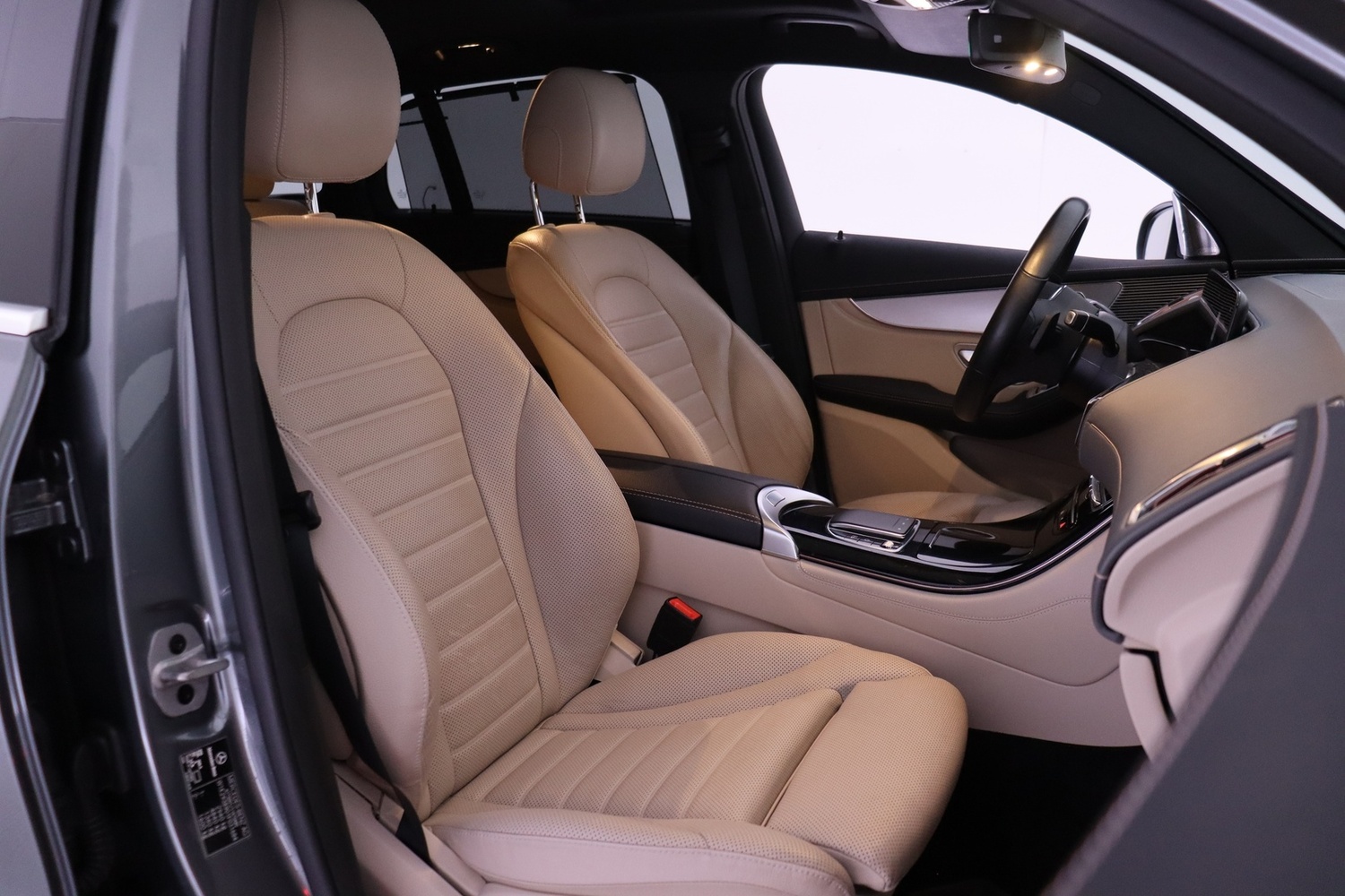Mercedes-Benz EQC vaihtoauto