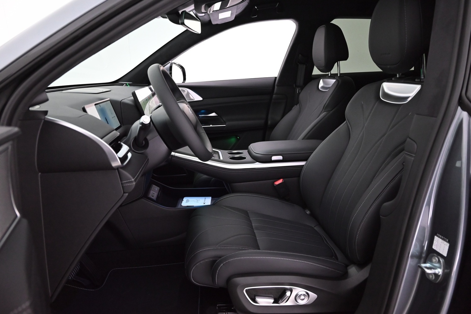 XPENG New G9 vaihtoauto