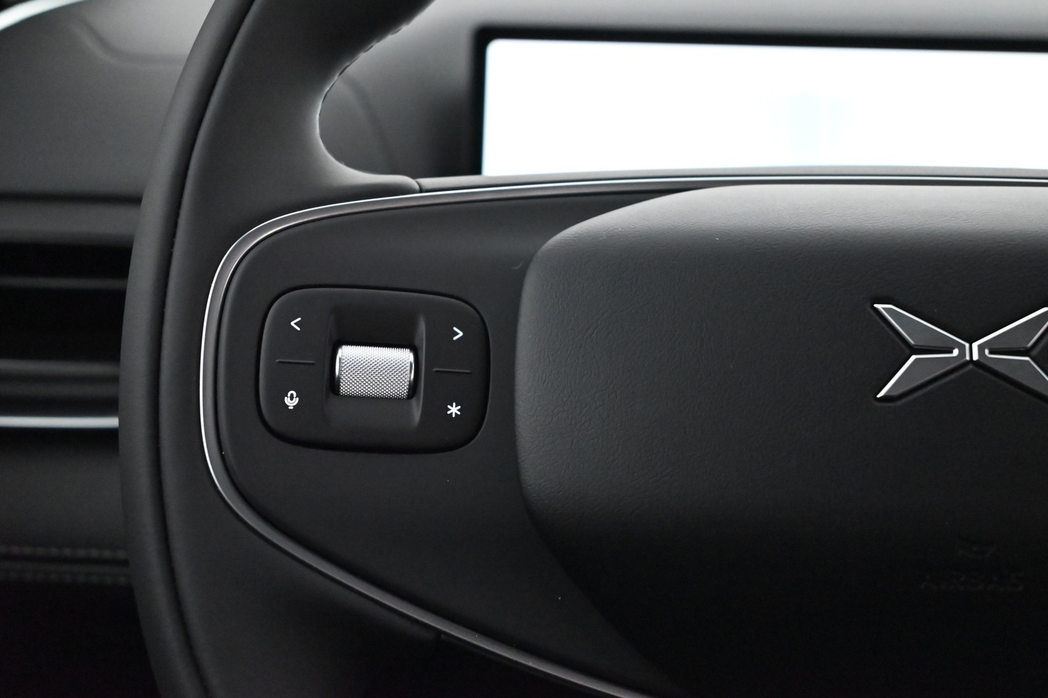 XPENG New G9 vaihtoauto