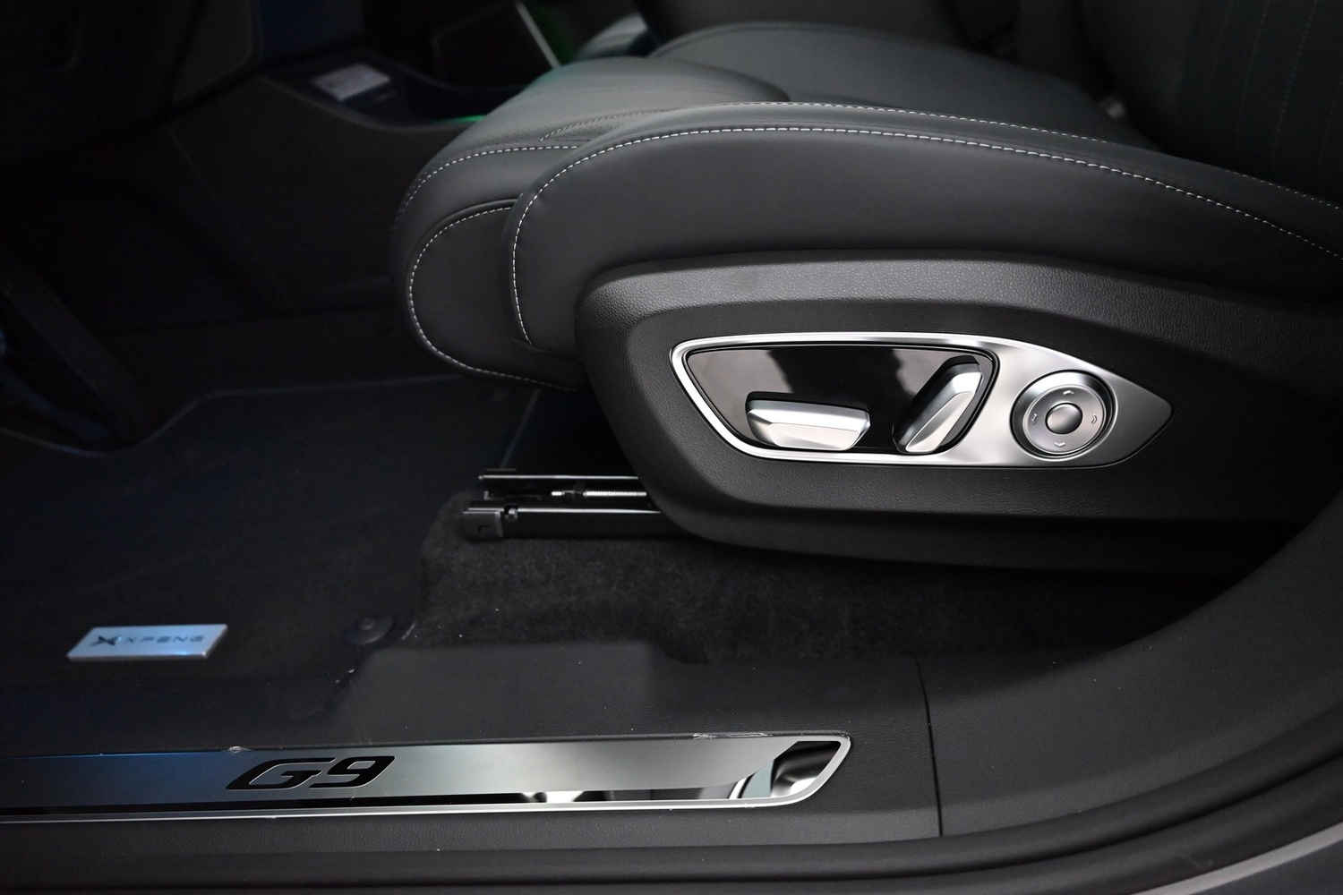 XPENG New G9 vaihtoauto