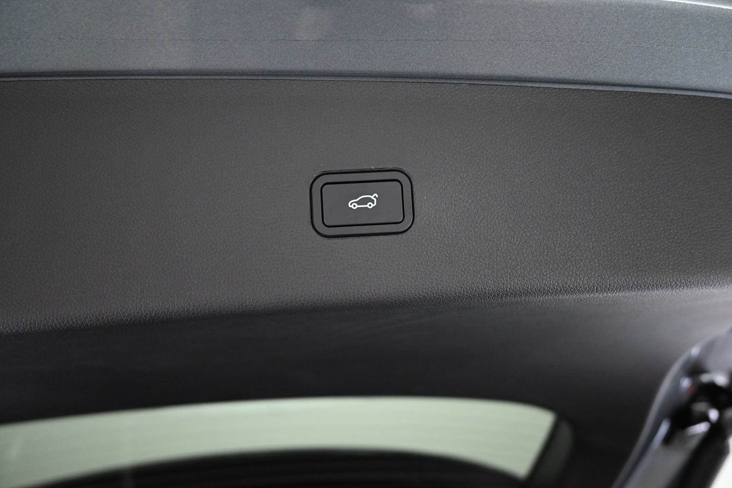 XPENG New G9 vaihtoauto