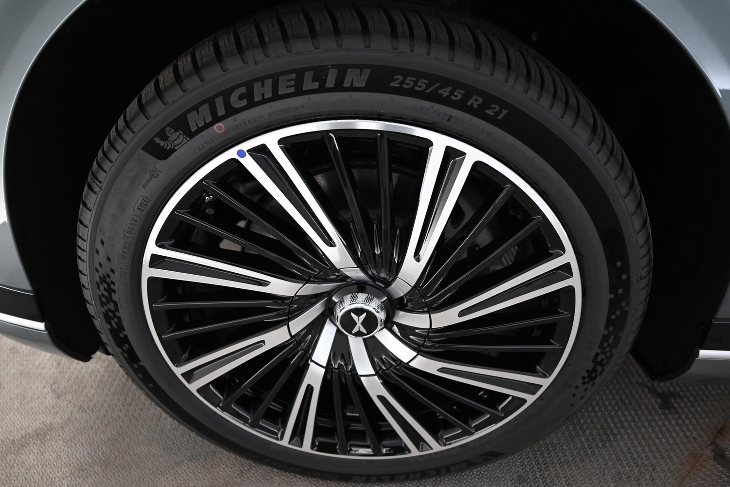 XPENG New G9 vaihtoauto