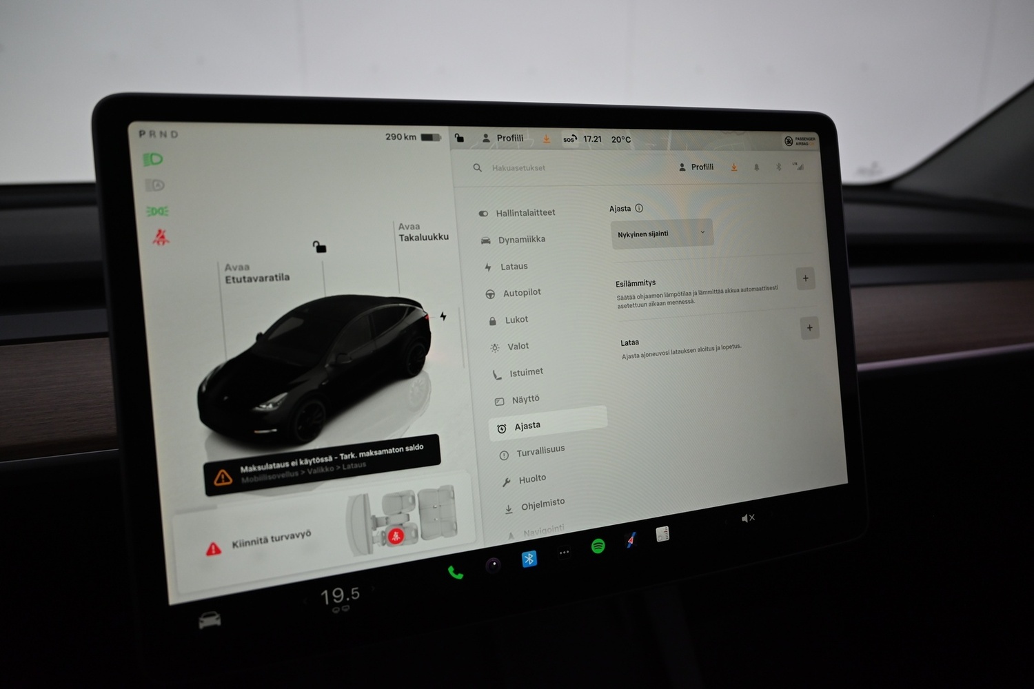 Tesla Model Y vaihtoauto