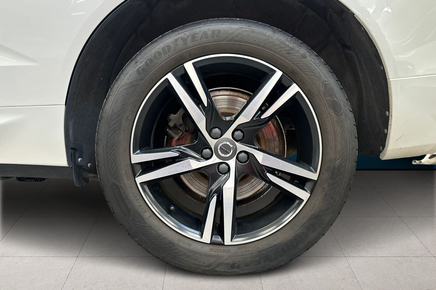Volvo XC60 vaihtoauto