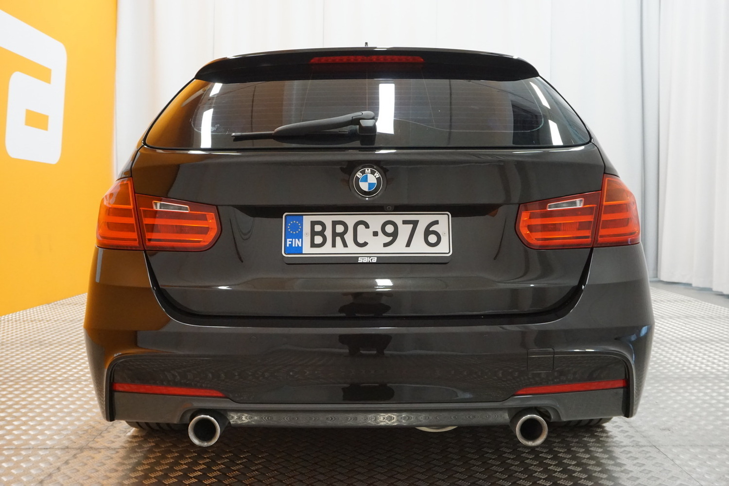 BMW 320 vaihtoauto