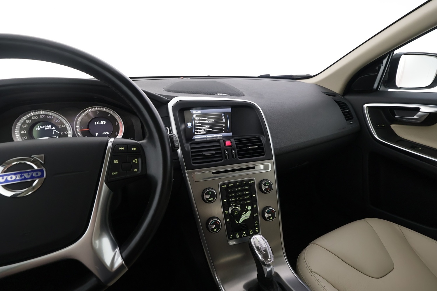Volvo XC60 vaihtoauto