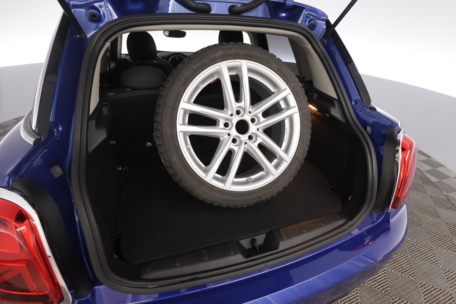 Mini Cooper vaihtoauto