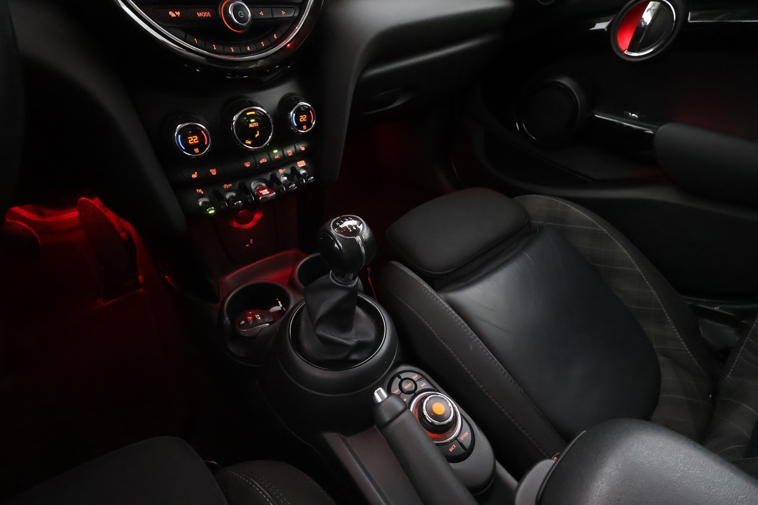 Mini Cooper vaihtoauto