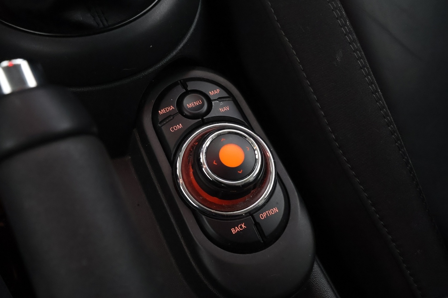 Mini Cooper vaihtoauto