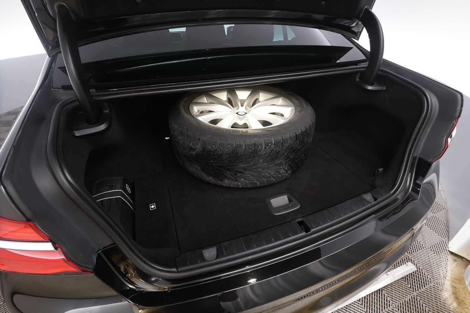 BMW 740 vaihtoauto