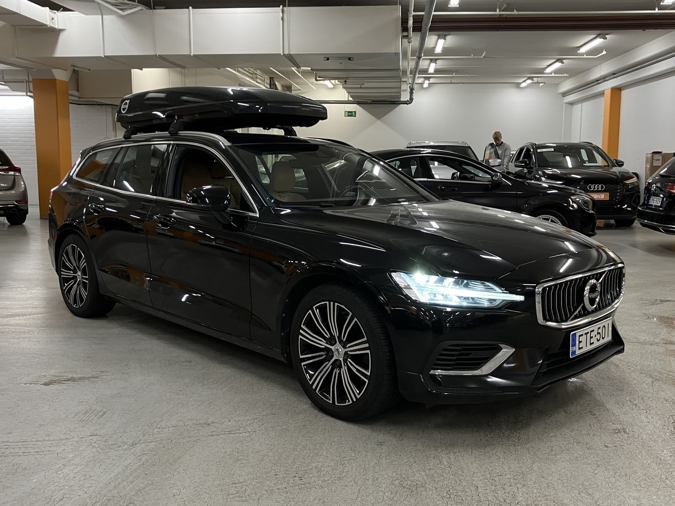 Volvo V60 vaihtoauto