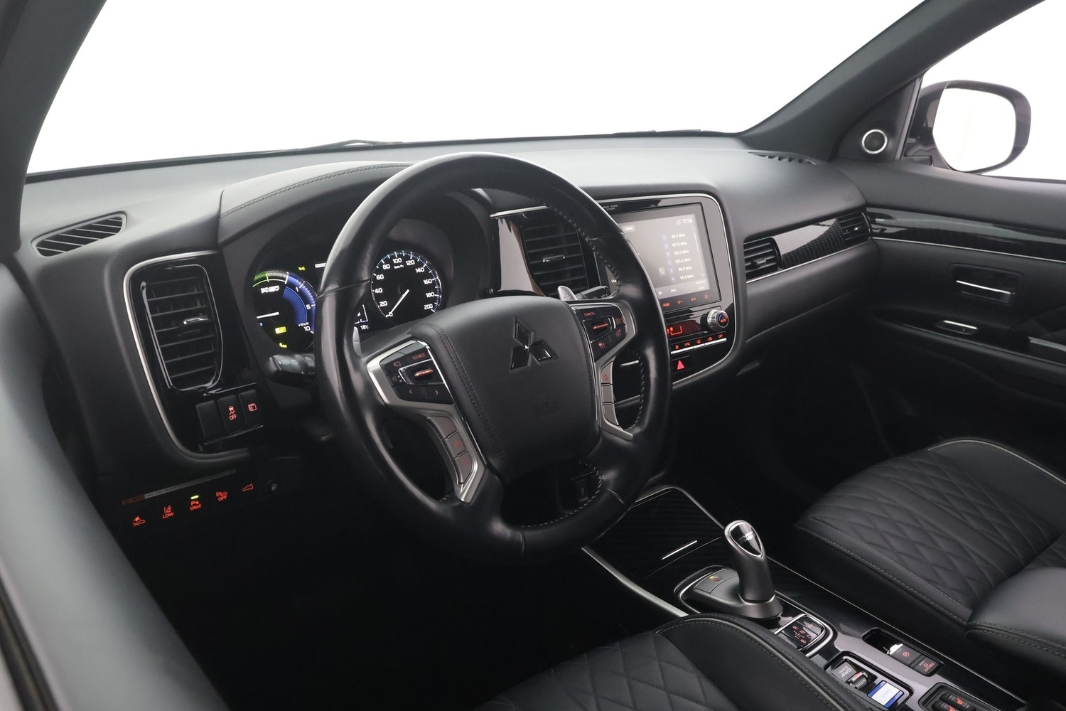 Mitsubishi Outlander PHEV vaihtoauto