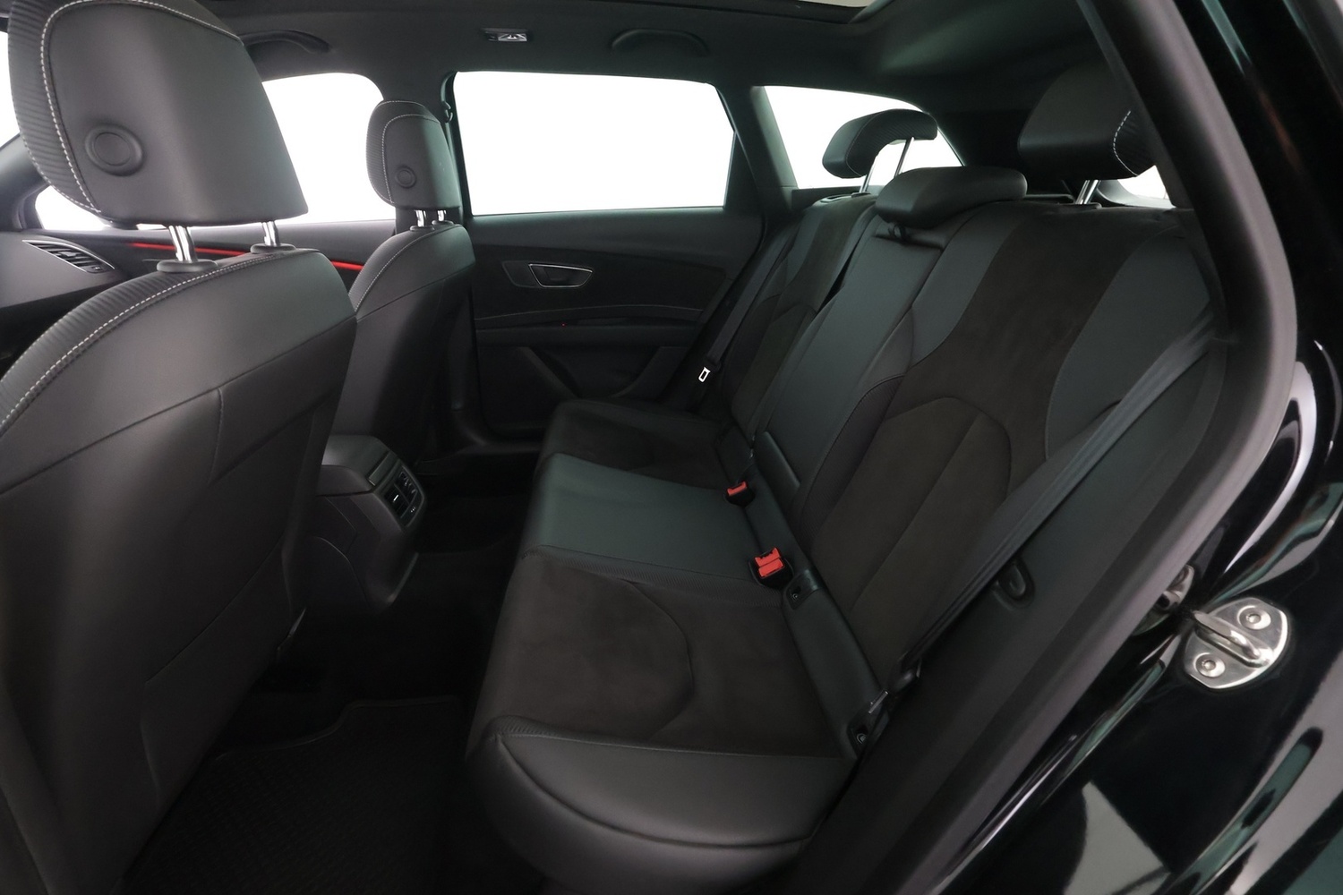 SEAT Leon ST vaihtoauto
