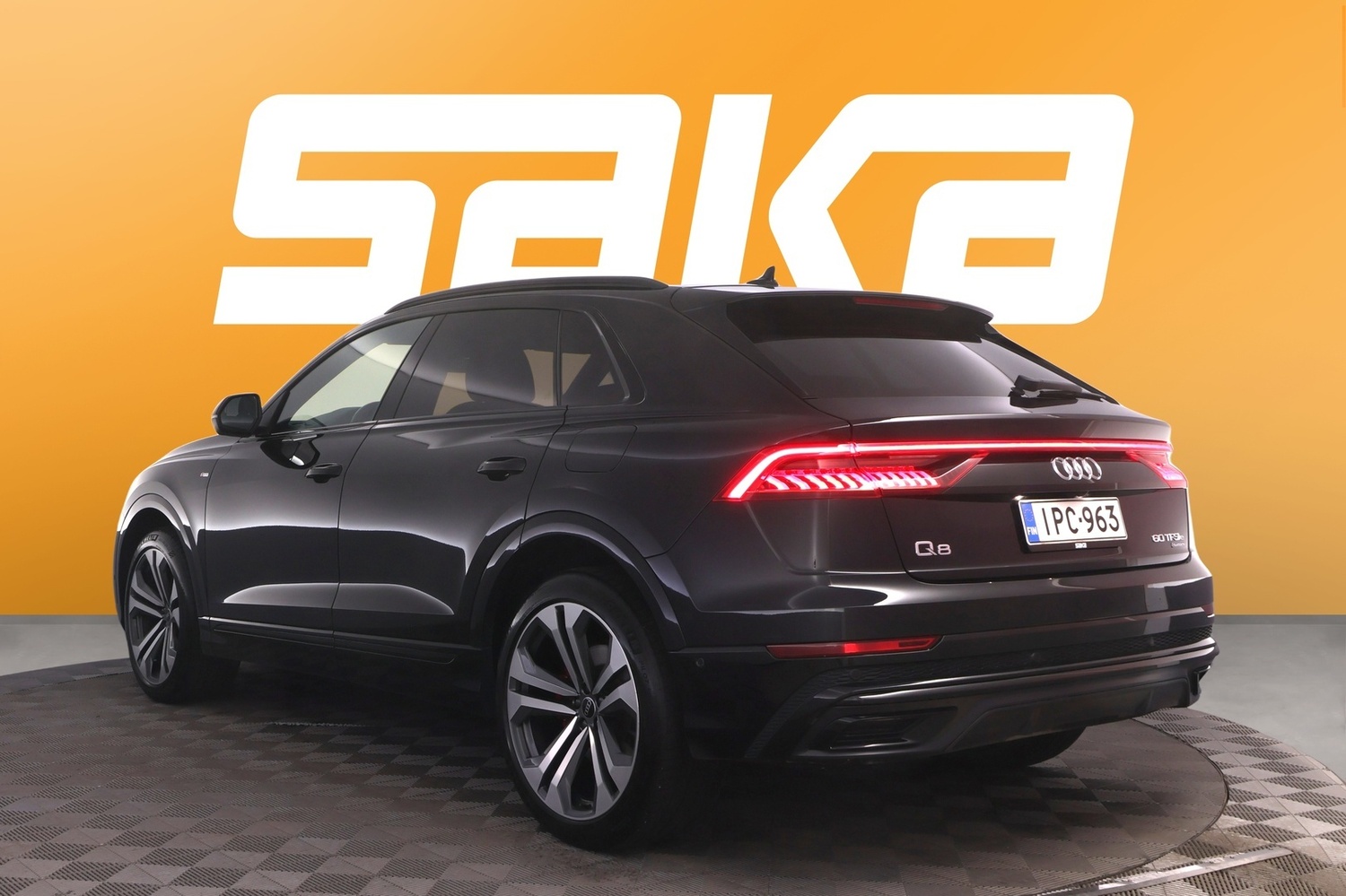 Audi Q8 vaihtoauto
