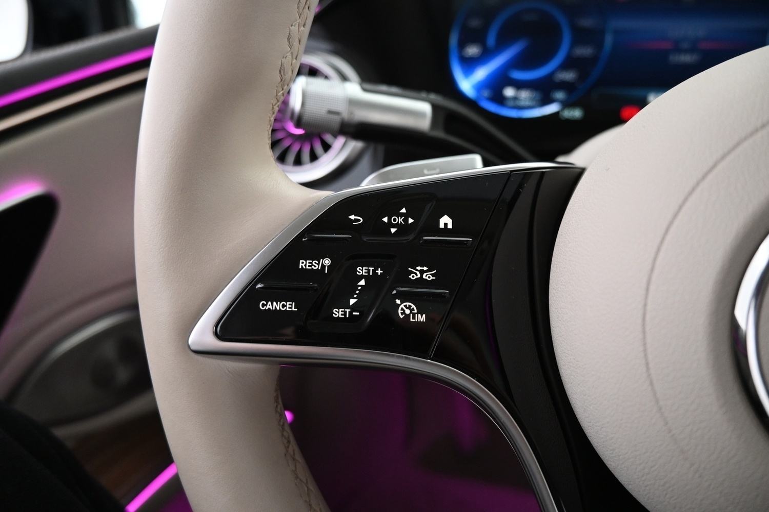 Mercedes-Benz EQS vaihtoauto