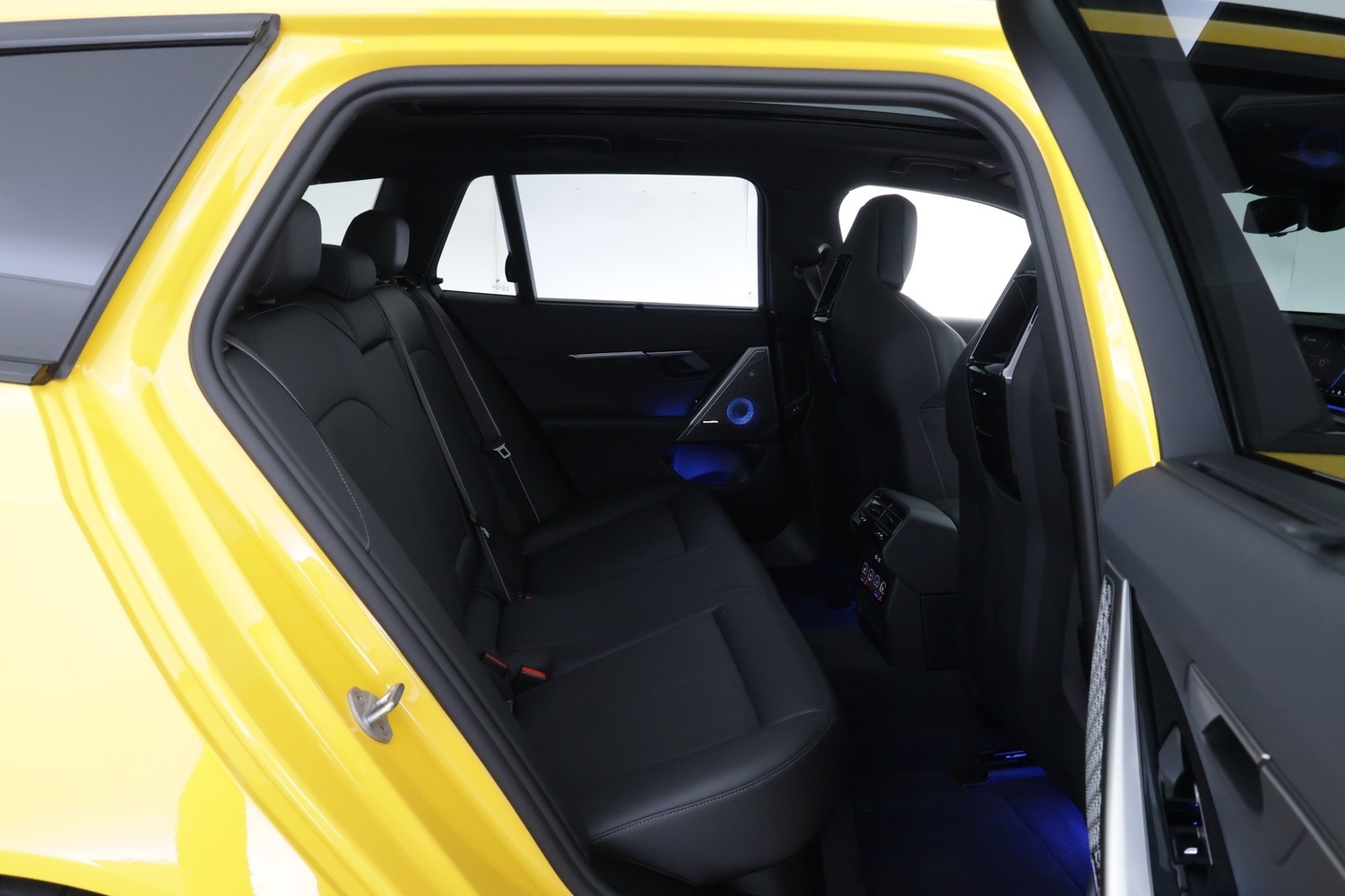 BMW M5 vaihtoauto