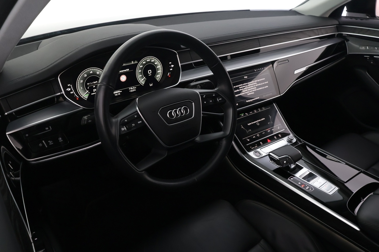 Audi A8 vaihtoauto