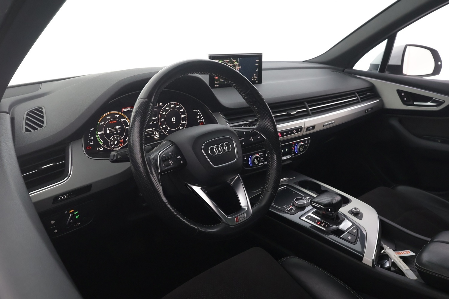 Audi Q7 vaihtoauto