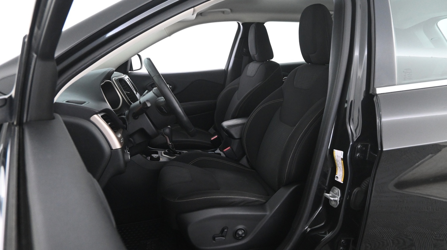 Jeep Cherokee vaihtoauto