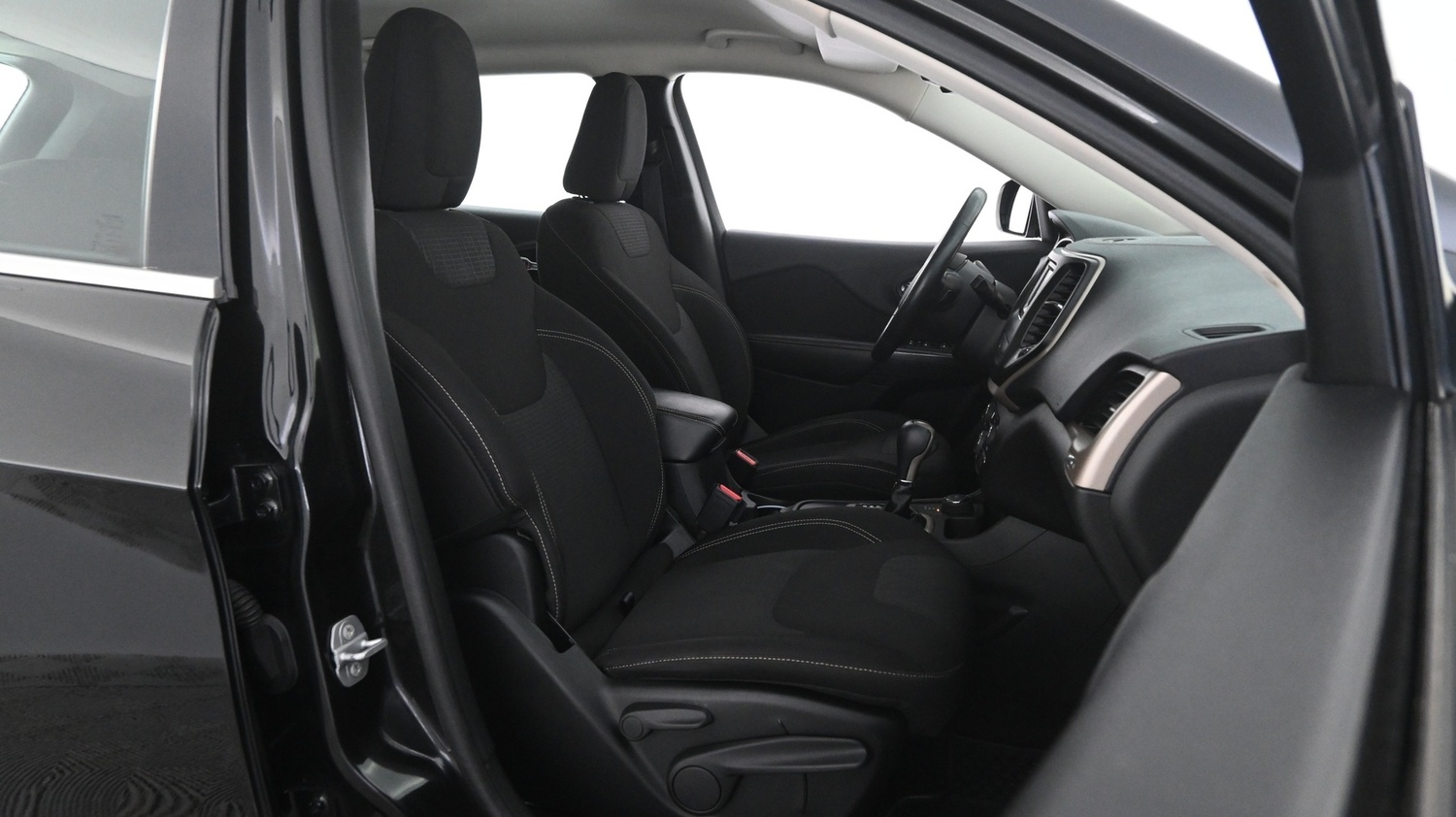 Jeep Cherokee vaihtoauto