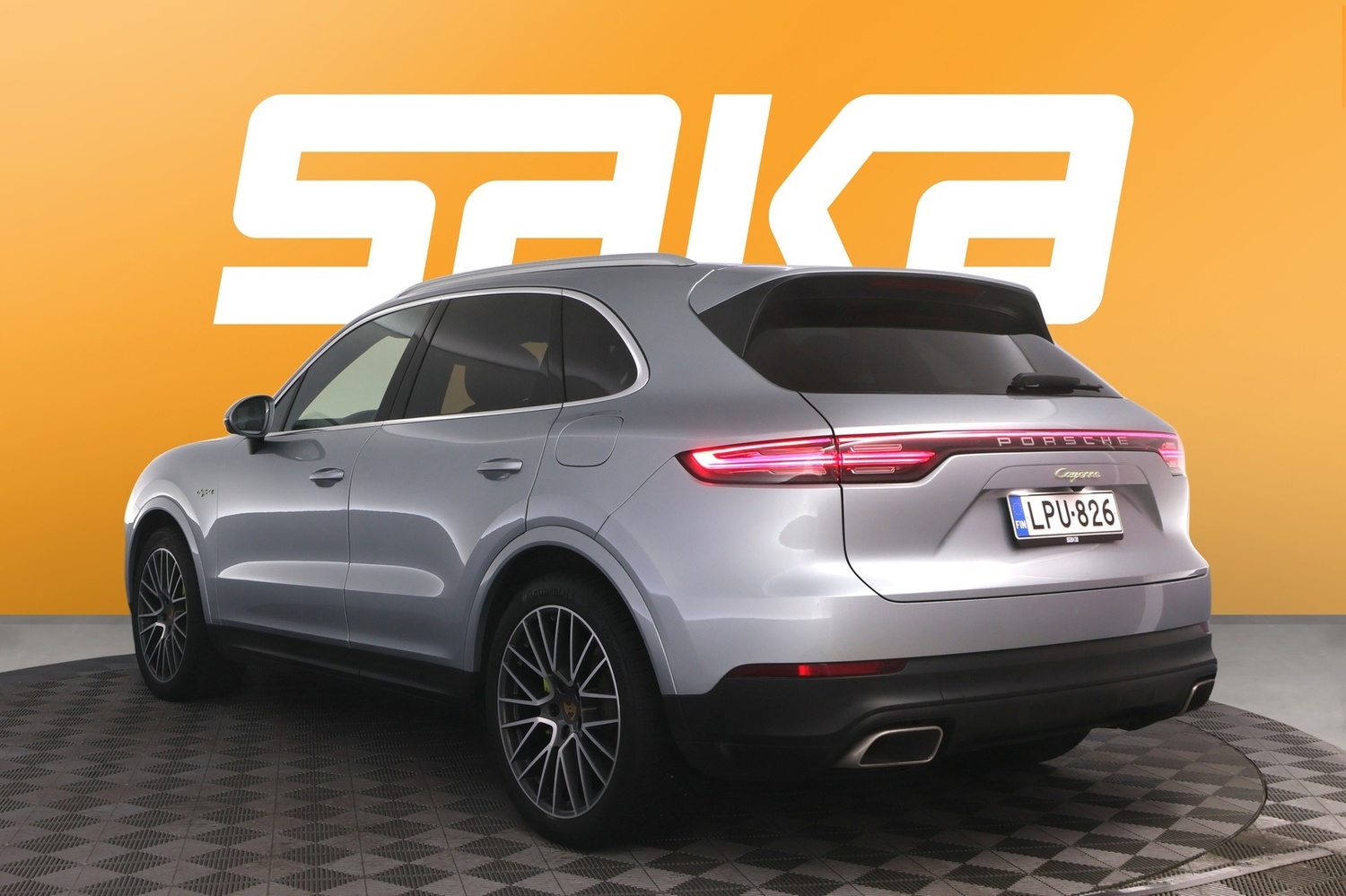 Porsche Cayenne vaihtoauto