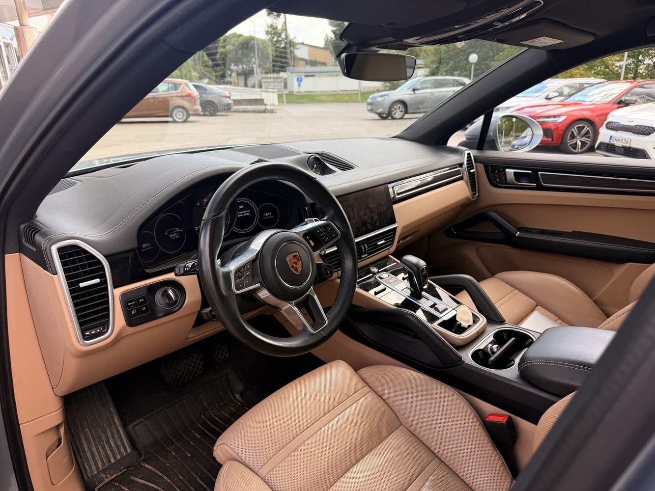Porsche Cayenne vaihtoauto