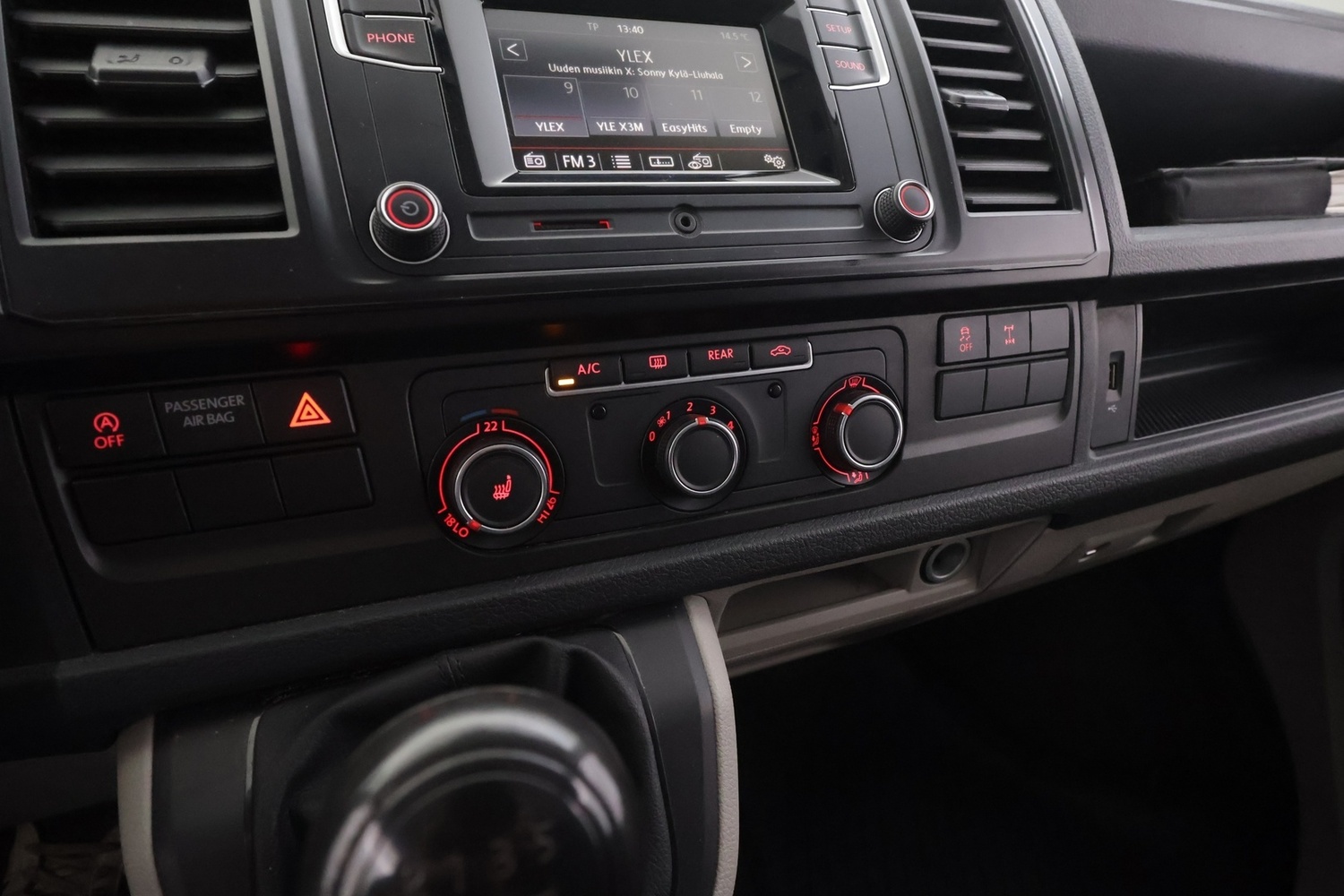 Volkswagen Caravelle vaihtoauto