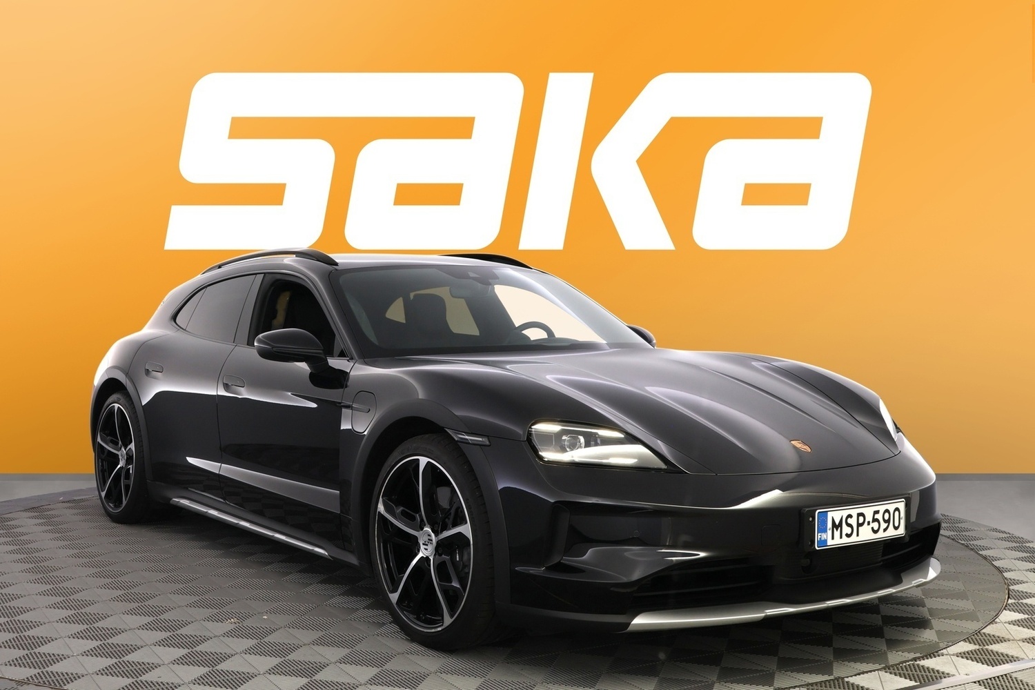 Porsche Taycan vaihtoauto