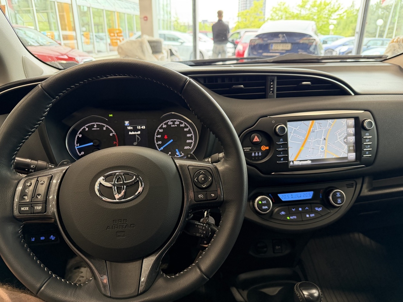 Toyota Yaris vaihtoauto