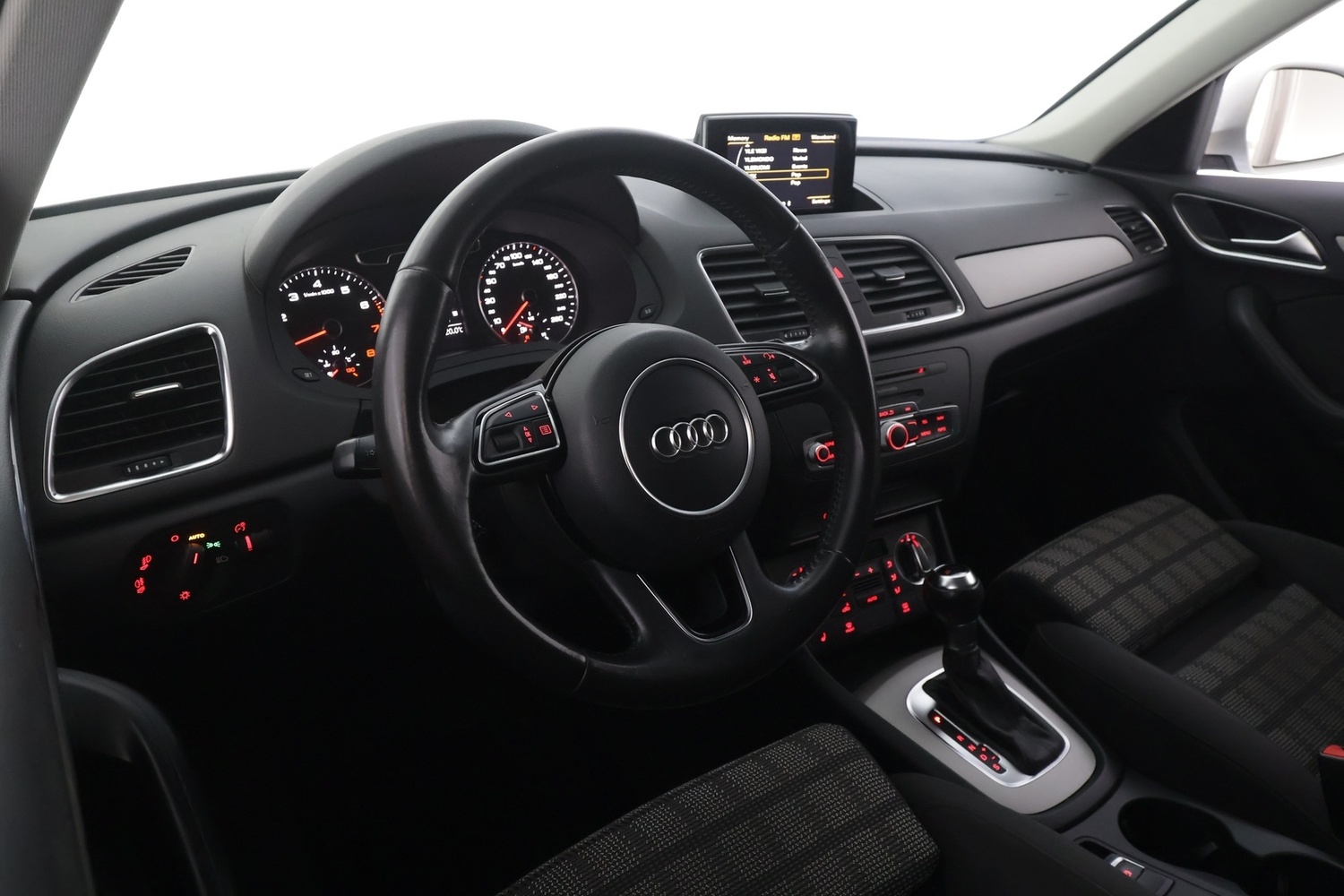 Audi Q3 vaihtoauto