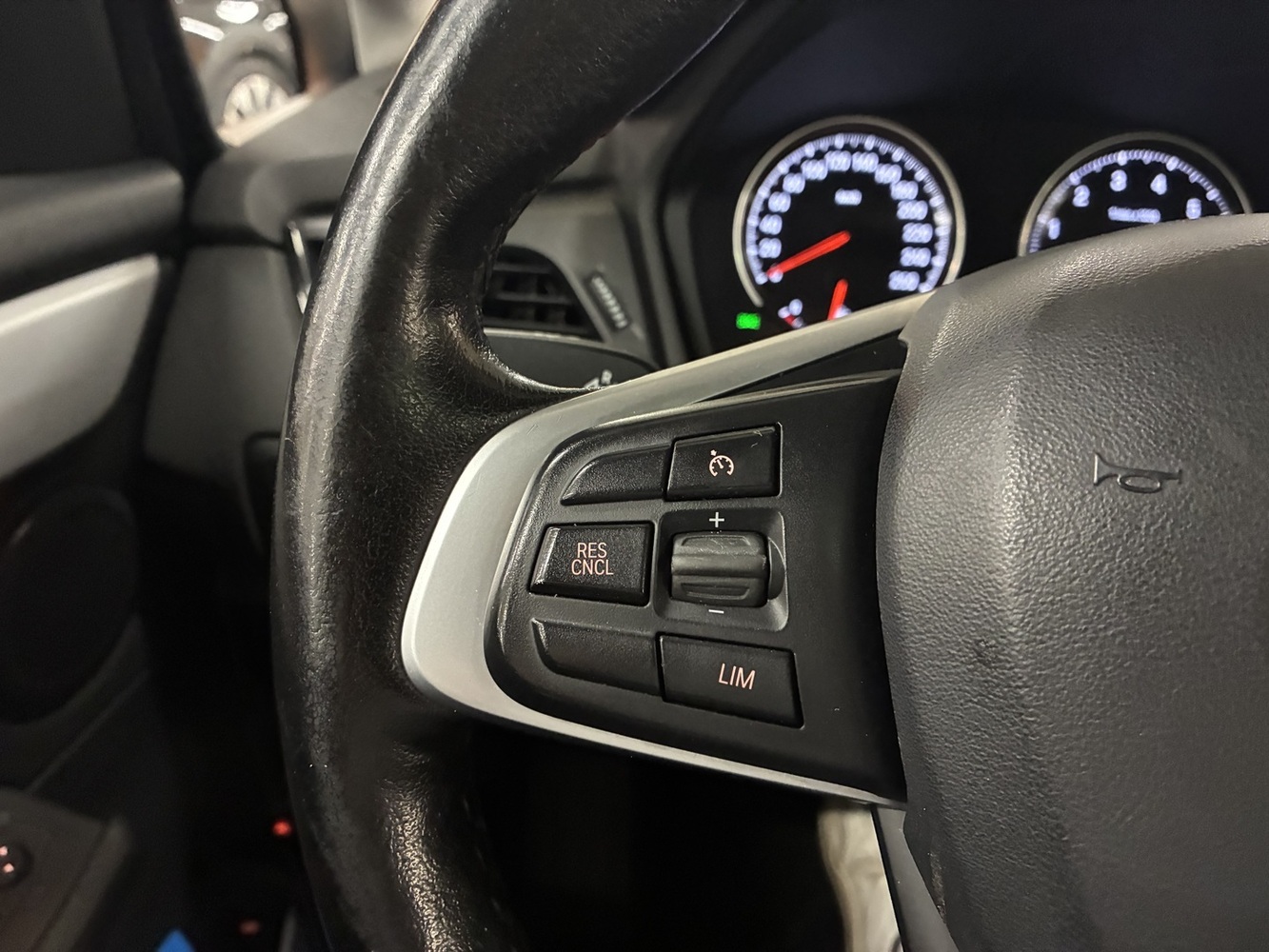 BMW 225 vaihtoauto