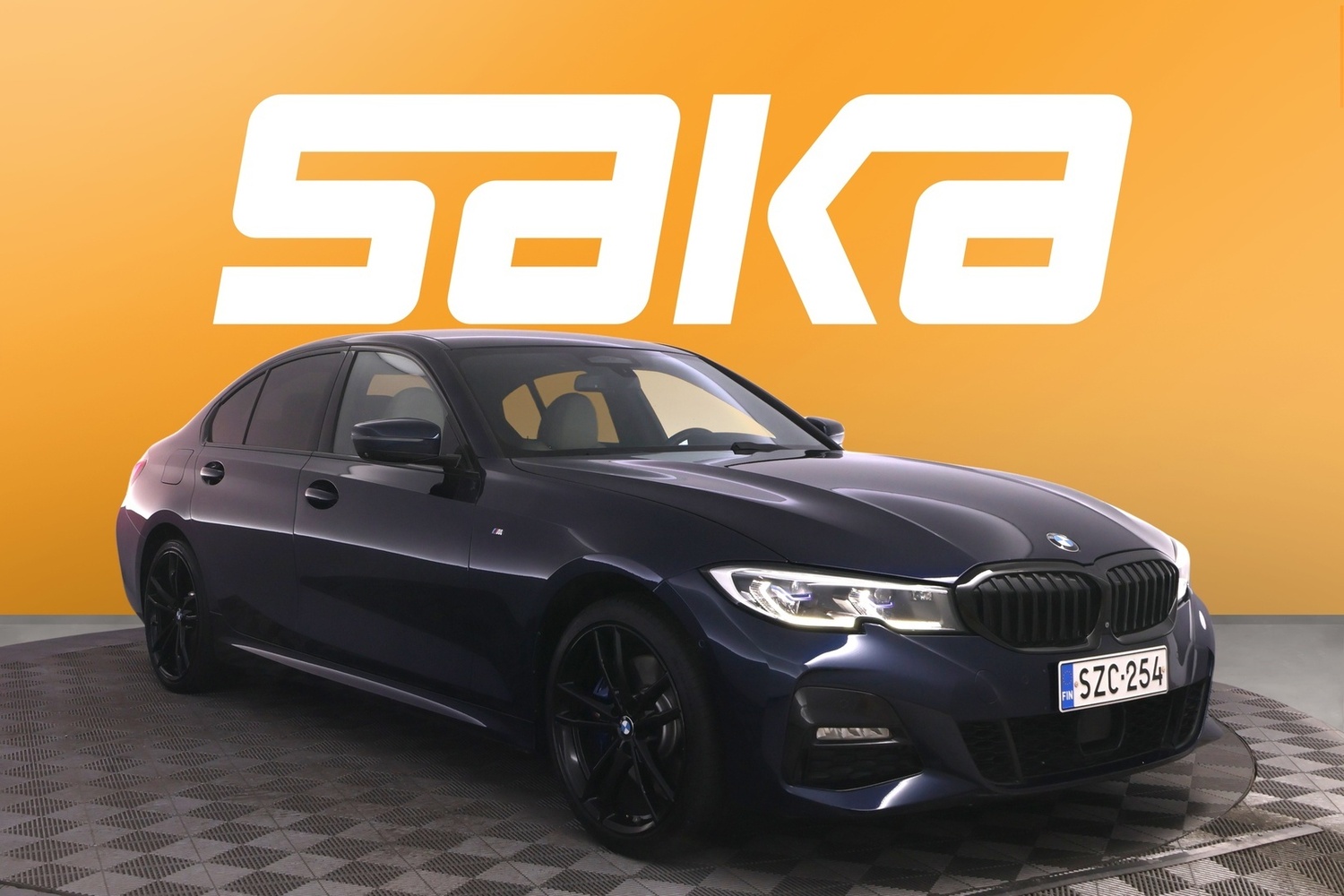BMW 330 vaihtoauto